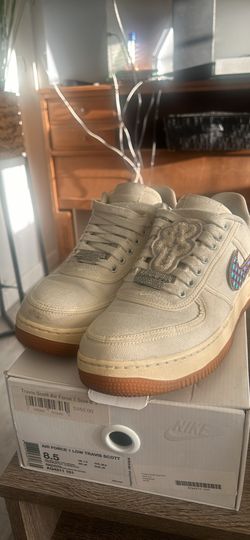 Travis Scott x Air Force 1 $500
