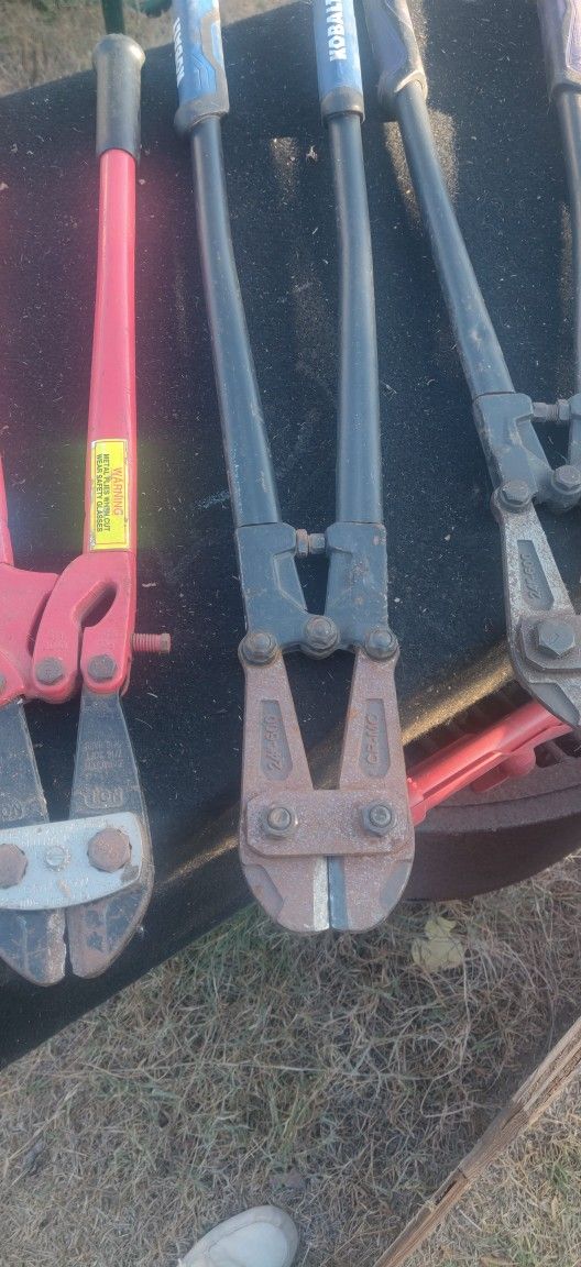 BOLT CUTTERS