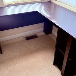 Office table (pickup only)