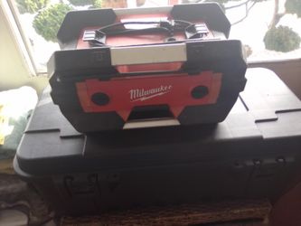 Job box radio