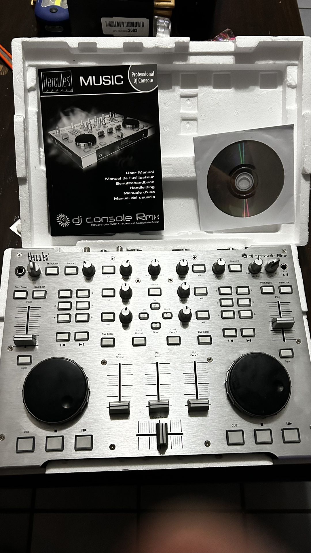 Hercules DJ Console 