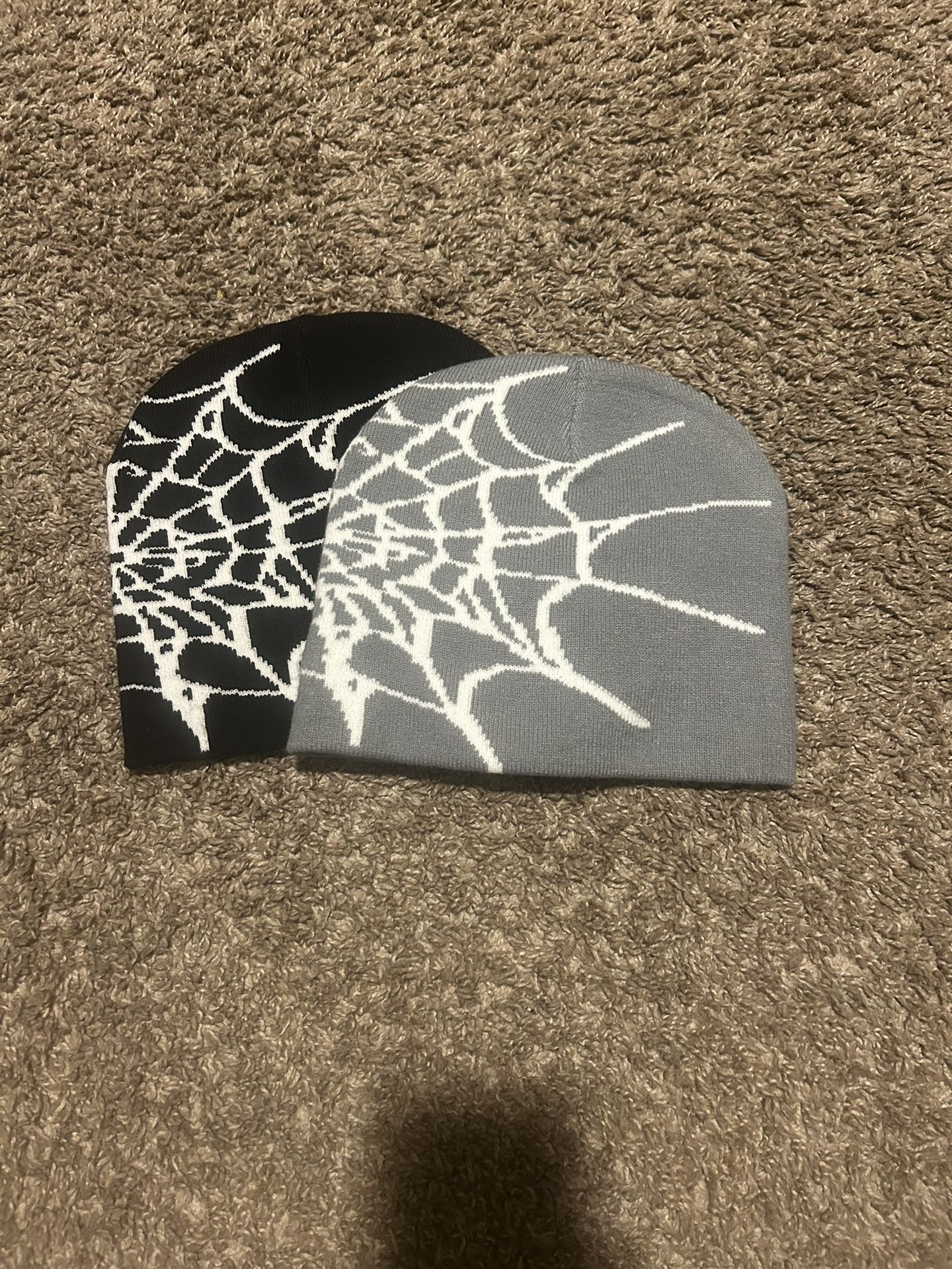 Black&grey Beanie (never used)