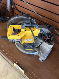 MITER SAW