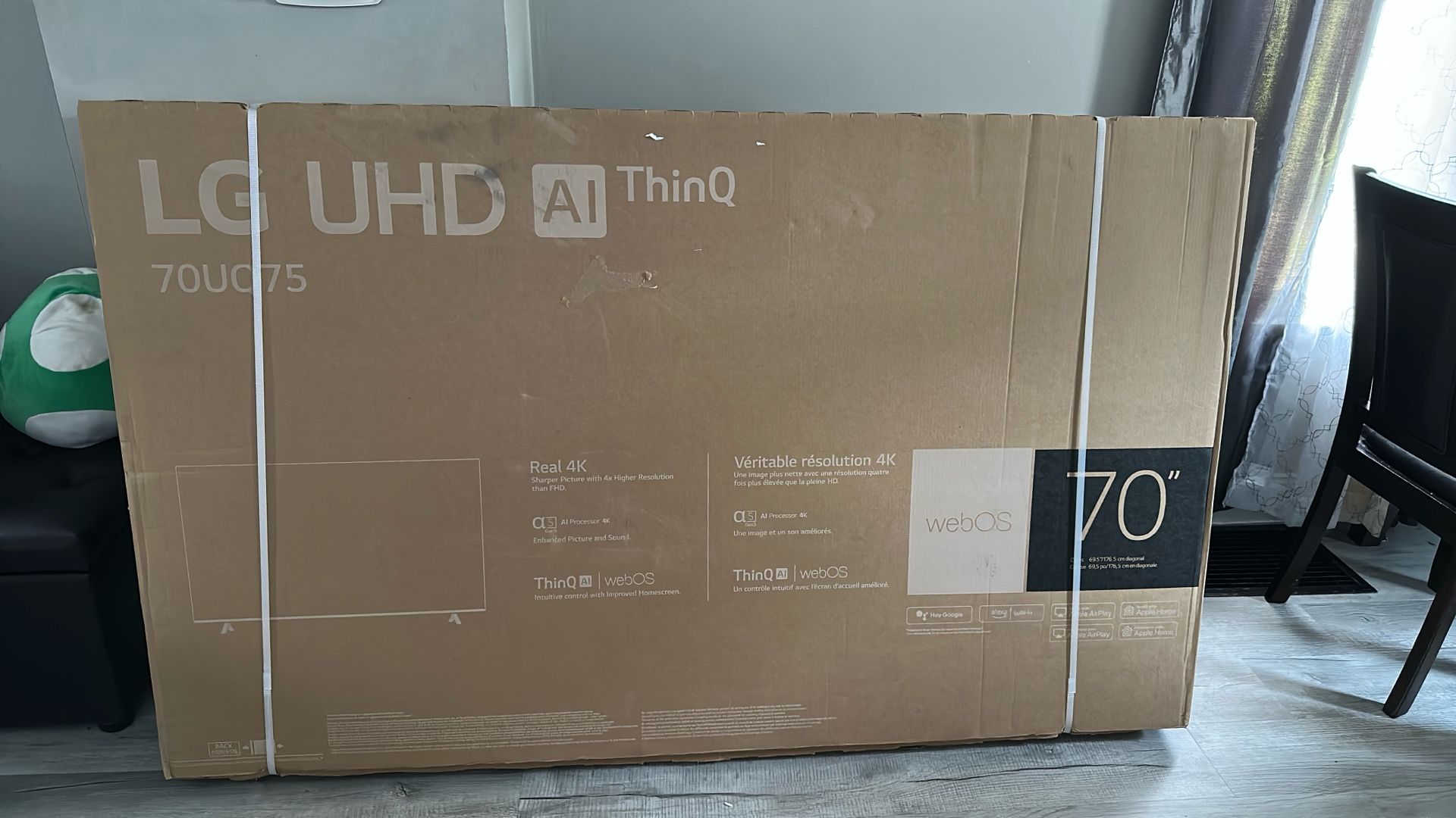 70” LG UHD 4K 
