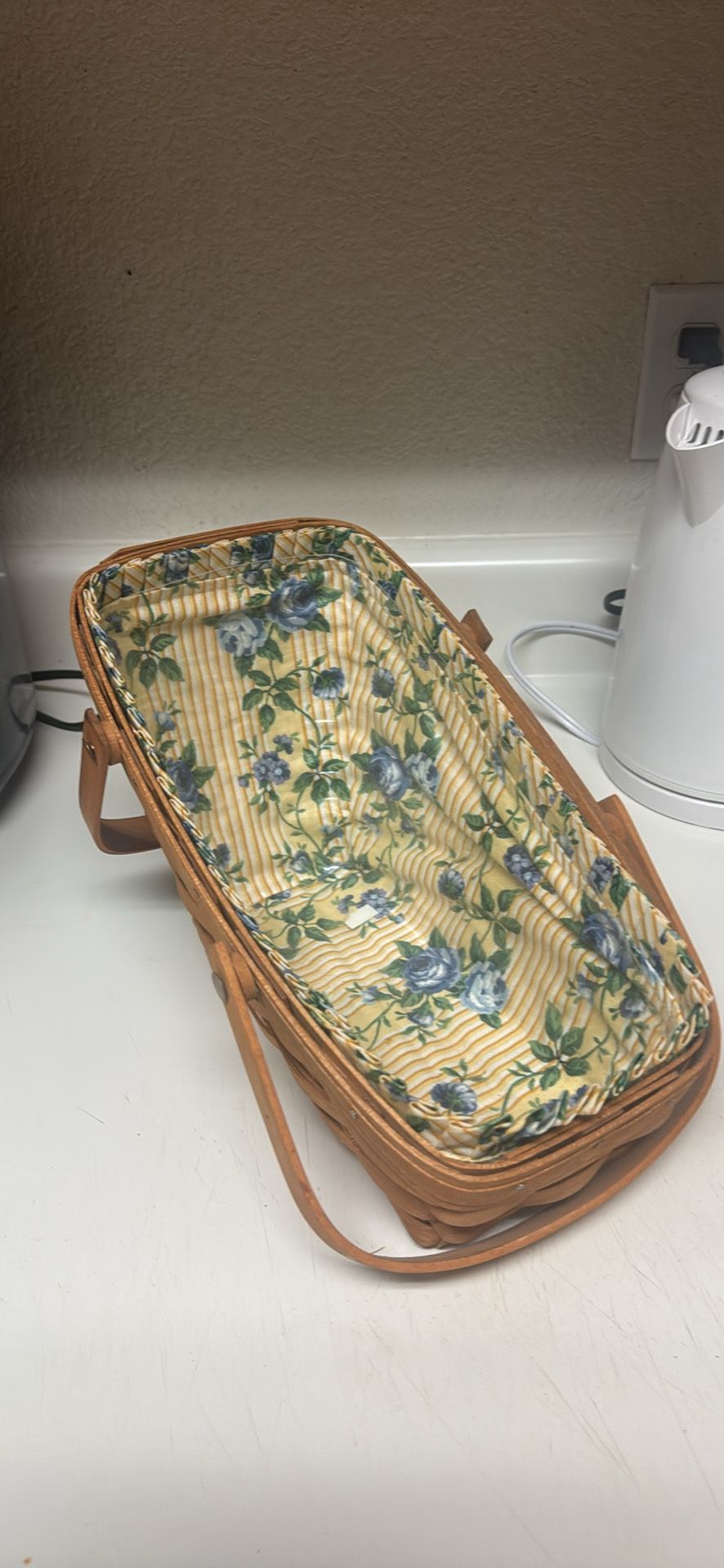 1993 Longaberger Basket