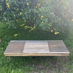 Mid Century Modern Expanding Slatted Bench