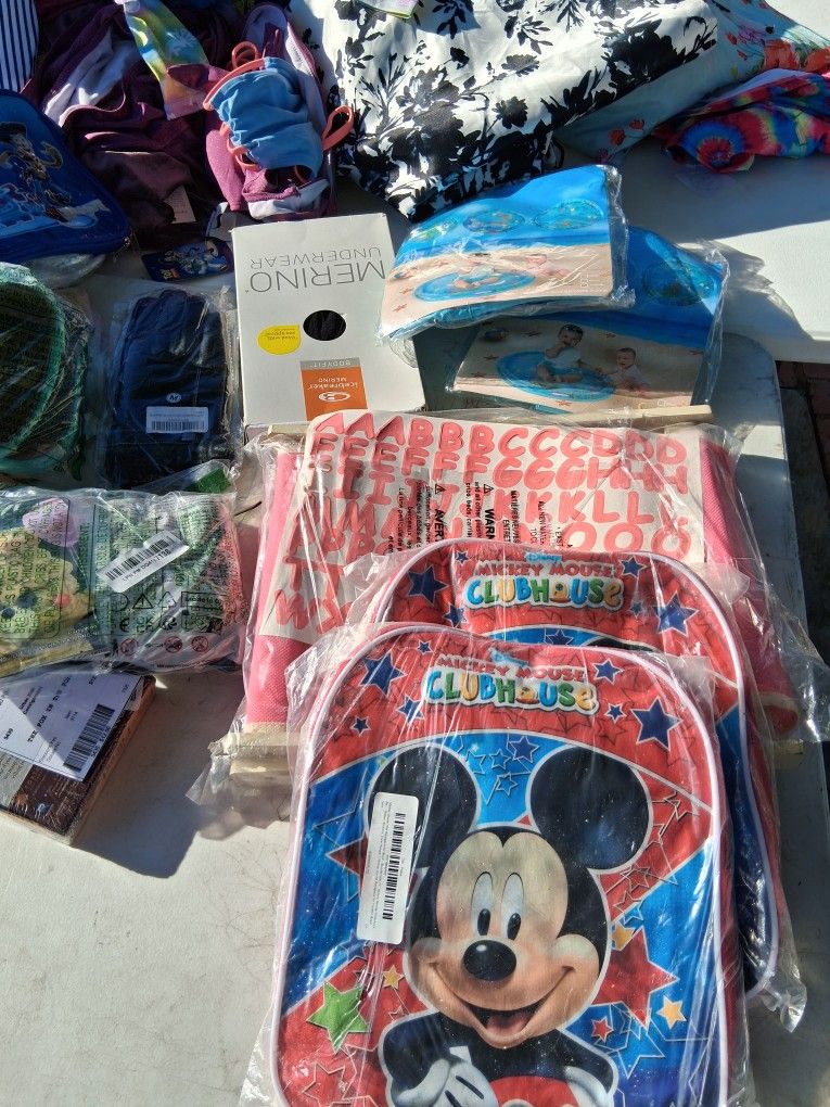 HUGE YARD SALE TODAY FRIDAY 5 DIC