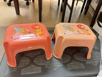 Set of 2 Vintage 'Love Each Other' Children's Plastic Stools 10x8x7H