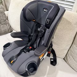 Chicco MyFit Harness + Booster Car Seat