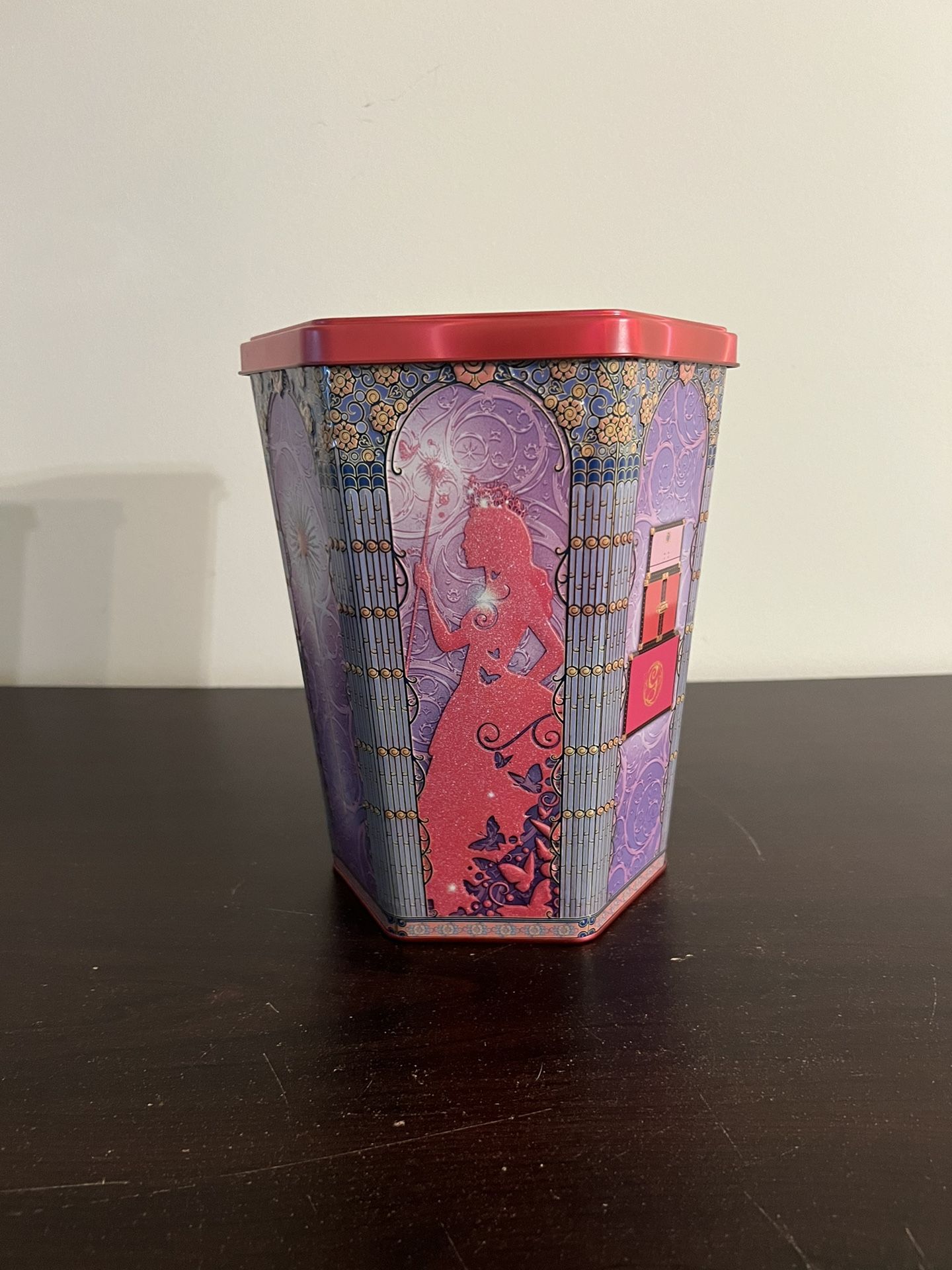 Wicked Glinda Tin bucket brand new from the movie Wicked!(Comes With Dents)