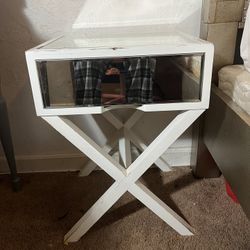 mirrored side table 