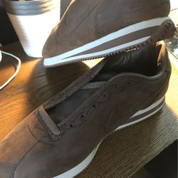 Men’s Nike Shoes Size 12