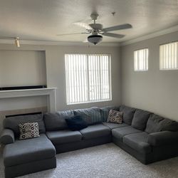 Ashley Furniture 3pc Sectional 