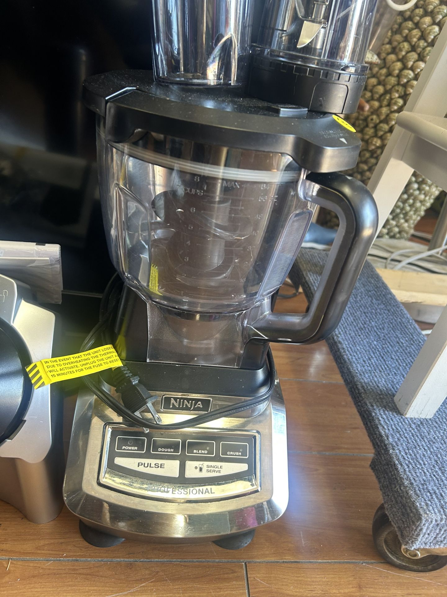 Ninja Professional Blender BL610 model.