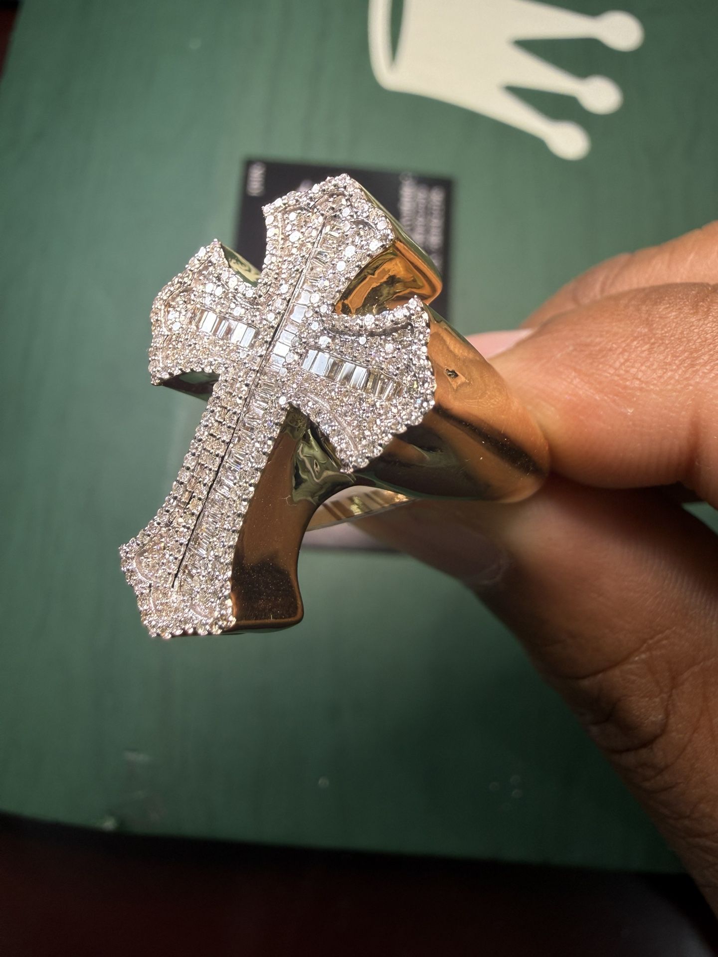 Vvs Diamond Cross Ring Solid 10kt