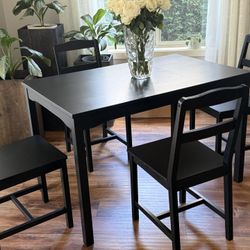 Solid Wood 5- Piece Black Dinning Table 