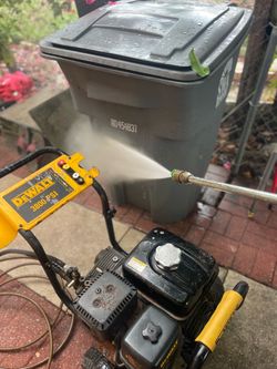 Dewalt pressure washer pressure cleaner 3.800 psi/ 3.5 Gpm works excellent for your commercial business