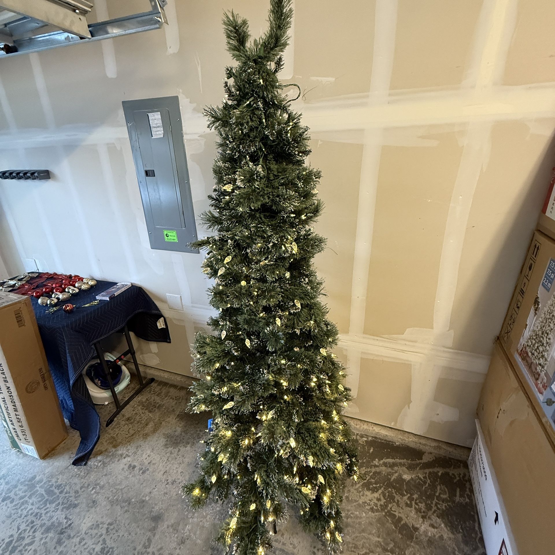 Artificial Christmas Tree 7ft. Pre-Lit Skinny-ish Base Flocked White Tips Glitter *READ