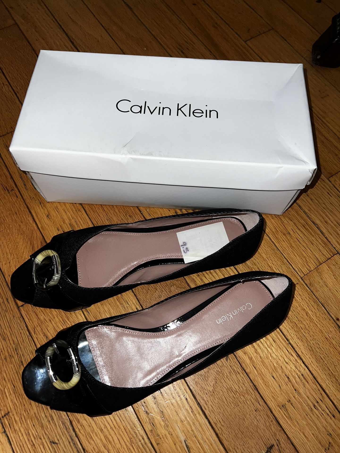 Ladies sz 9.5 like new w/ box CALVIN KLEIN Black Denim Gia Peep Toe Ballet Flats
