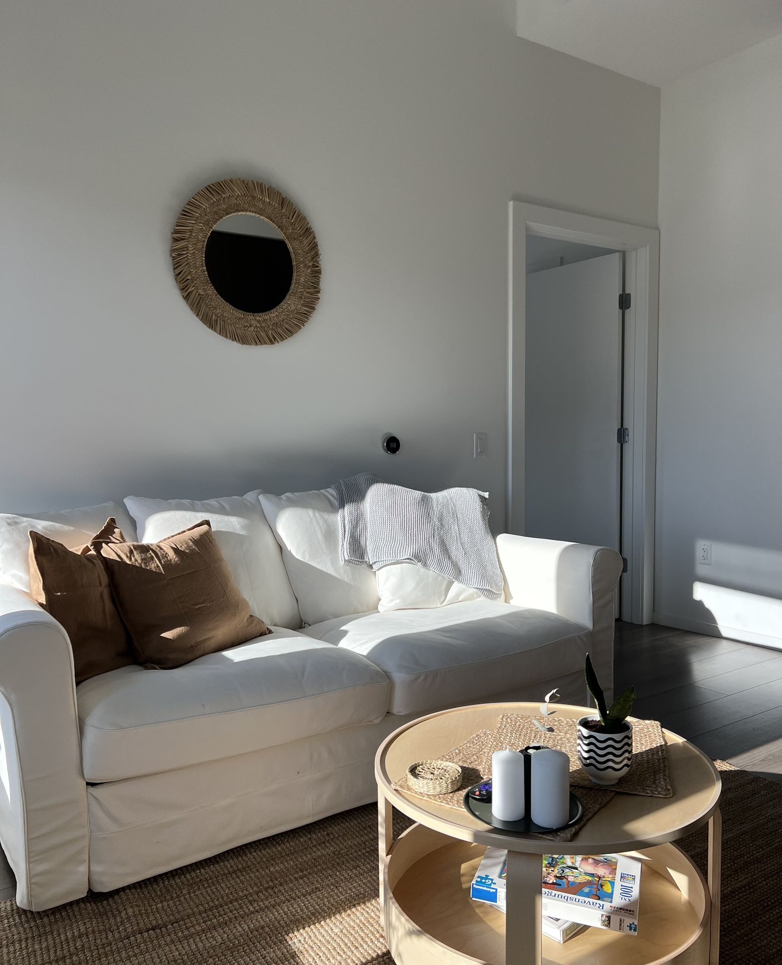 White Sleeper Sofa / Couch - Sturdy, Beautiful