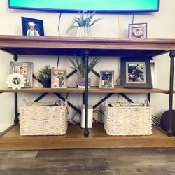 Console Table 