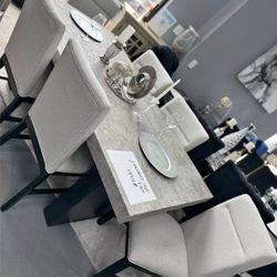 🇺🇸 ✨️ Dining Table Chair Sets! Furniture Sectionals, Queen Bedrooms Avail