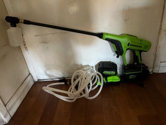 Portable Greenworks Pressure Washer