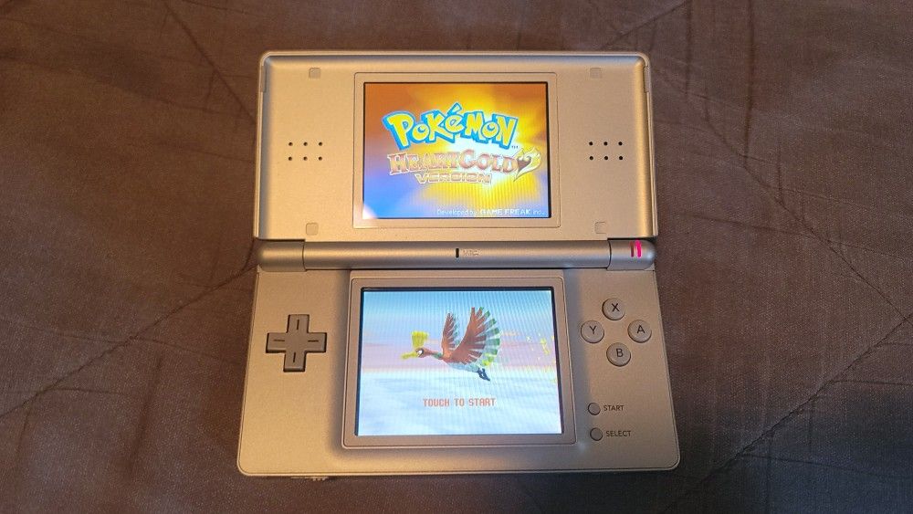 Nintendo DS Lite Silver Custom Cfw Video Game Console