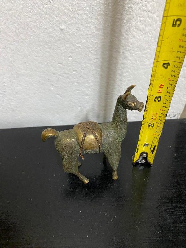 VENADO Y LLAMA DEL PERÚ DE BRONCE C/U