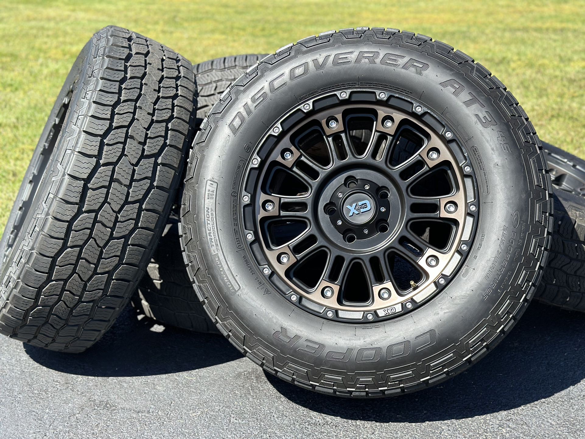 SET OF 5 18” KMC Rims Jeep Wheels 5x127 Rims AT Tires JL Gladiator JK Rubicon Sahara
