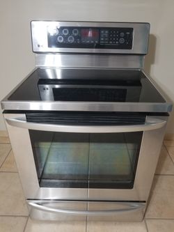 Stainless steel LG Electric stove 5 Burner Free Deliver And Install 3 Month Warranty...