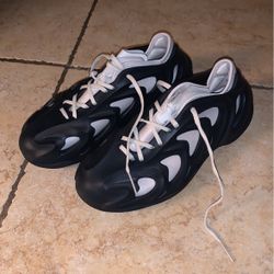 adiFOM Q ‘Legend Ink Aluminum’