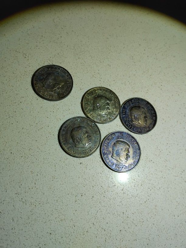 President  Picker Vote Tokens 1980 Carter And Reagan 