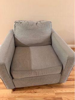 Single sofa