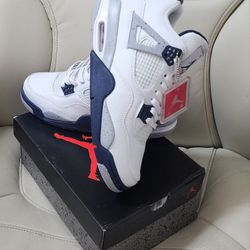 Jordan 4 Retro 