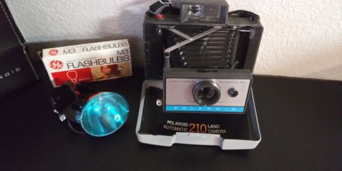 Poloroid 210 Camera