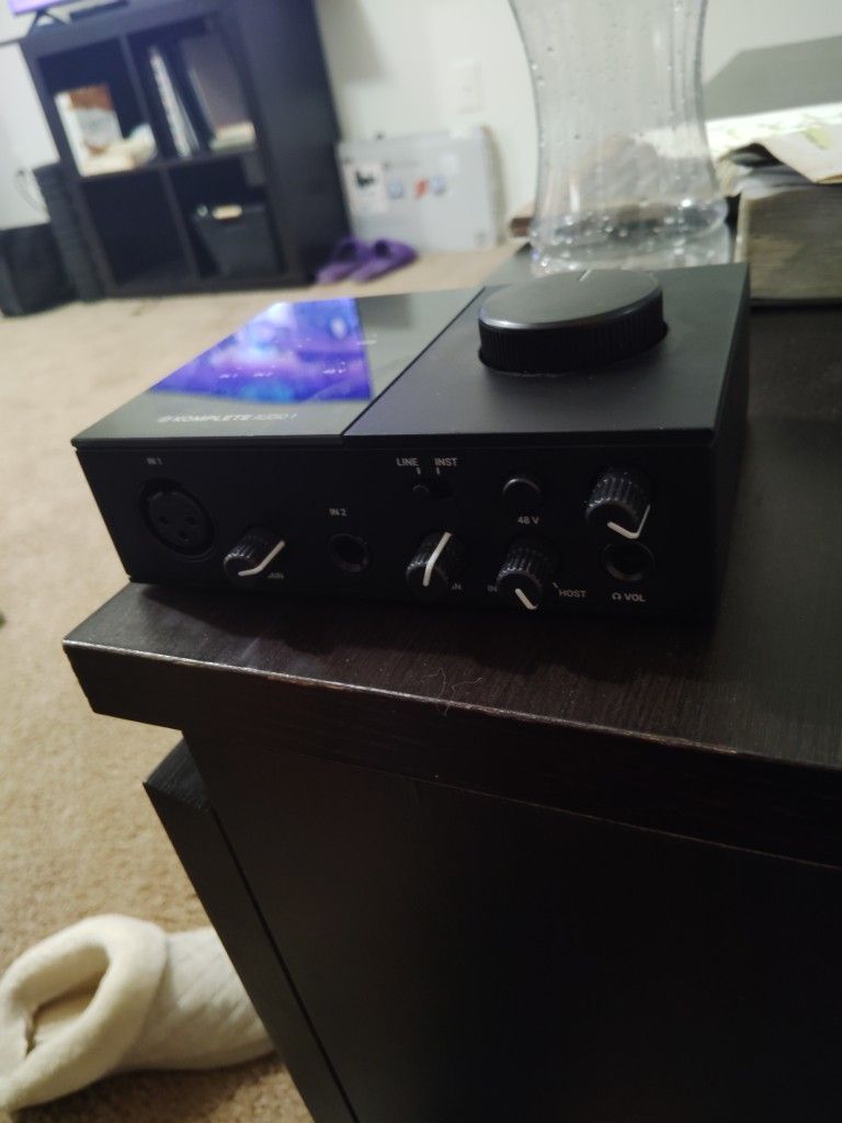Komplete Audio 1 INTERFACE (Compact)