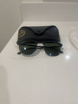 Women’s Raybans