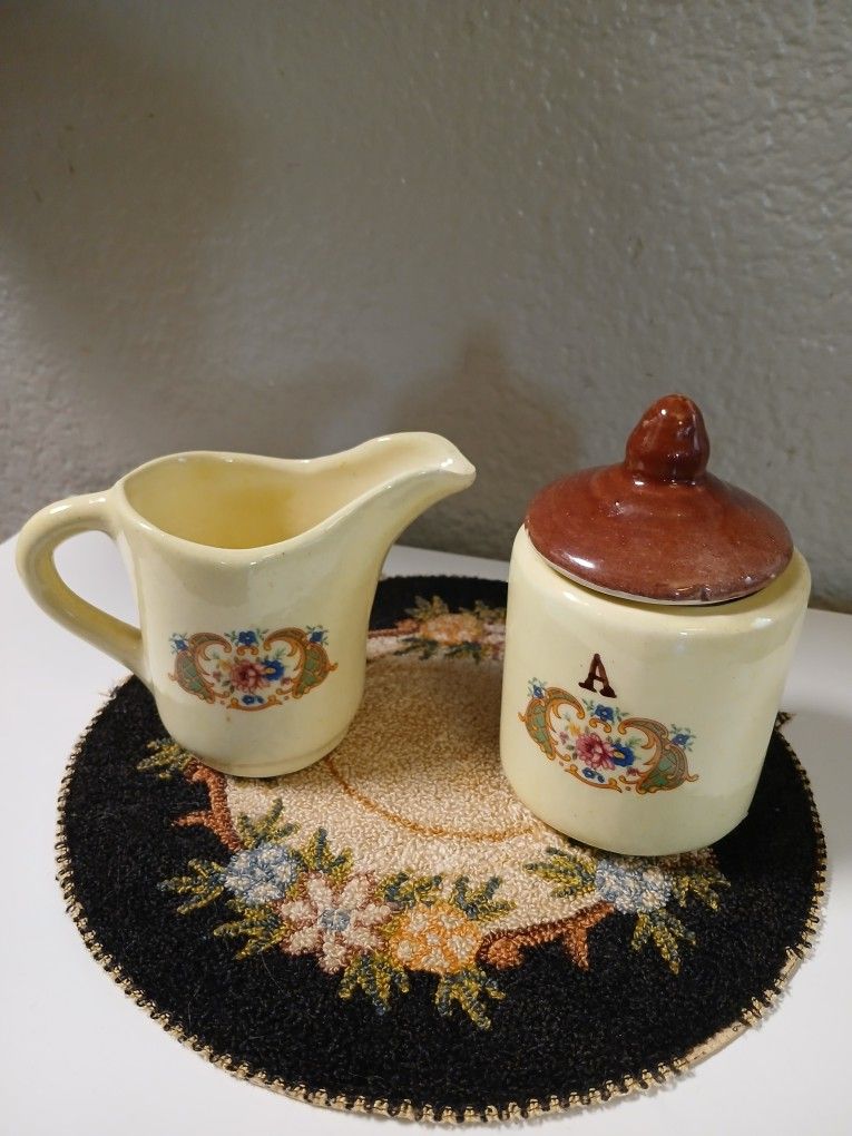 Pale Yellow & Brown Creamer And Sugar Pot