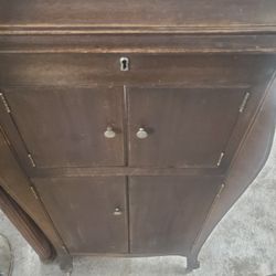 Antique Phonograph Cabinet 