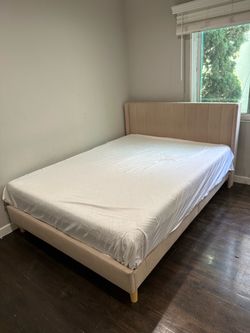 Nude Bed Frame (Queen)