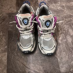 Balenciaga Runner Multicolor Size 9