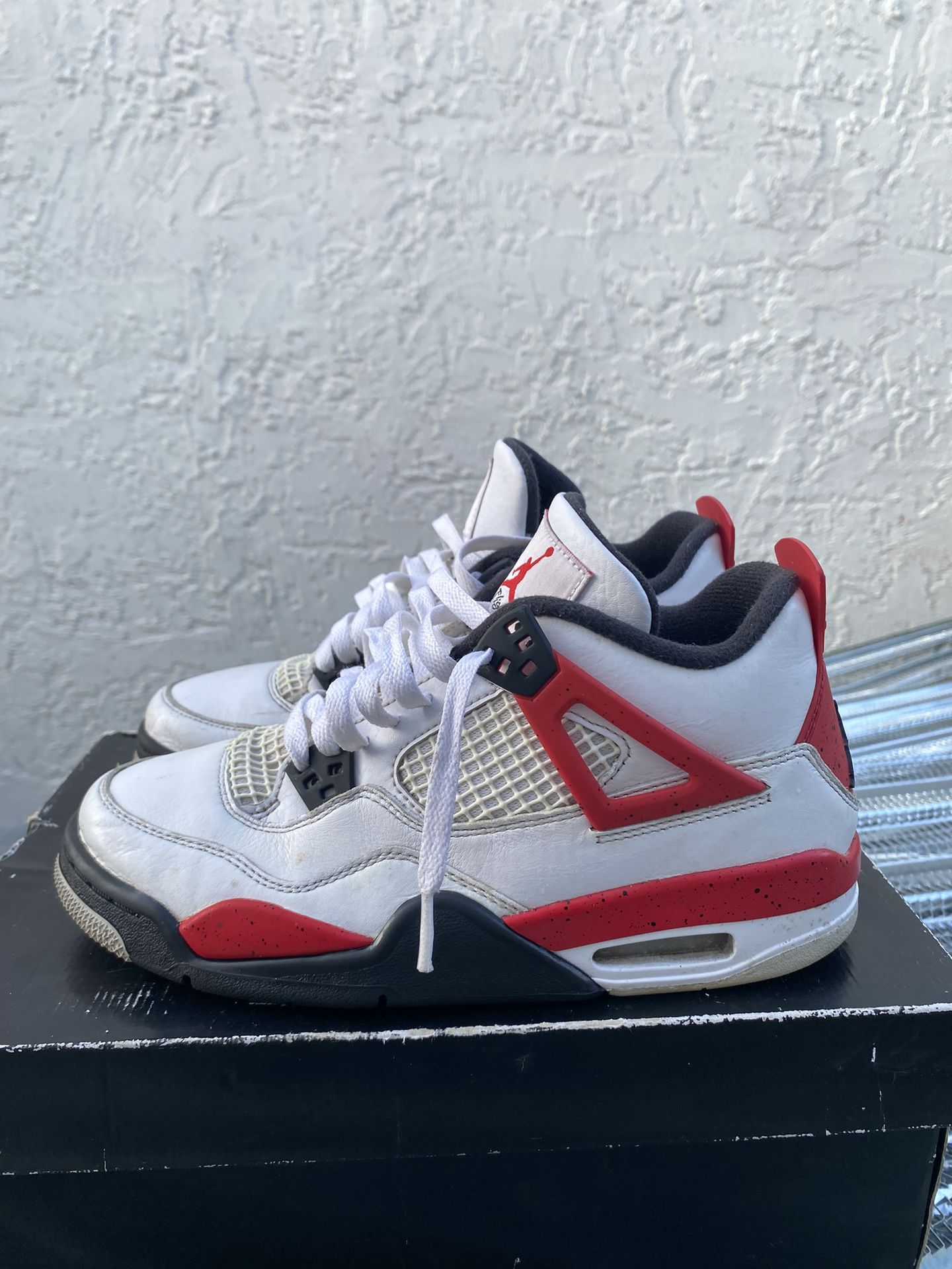 Size 7y - Jordan 4 Retro Red Cement