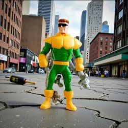 1995 Toy Biz Spider-Man Animated Series 4" Dr. Octopus action figure McDonald's Toy.  Vintage 1995 McDonald's Happy Meal Toy #3 DOCTOR OCTOPUS Action 