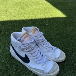 Nike Blazer’s - White - Size 10.5