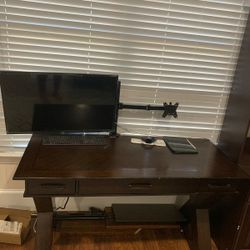 Costco Computer  Table 