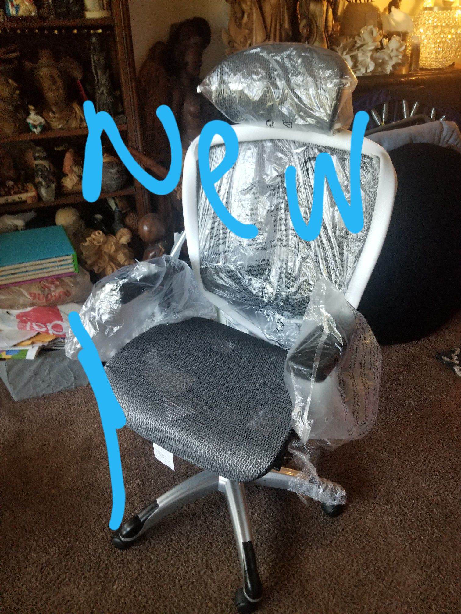 Staples Hyken Mesh Task Chair, Black (retail price $236)