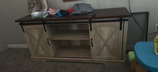 Tv stand