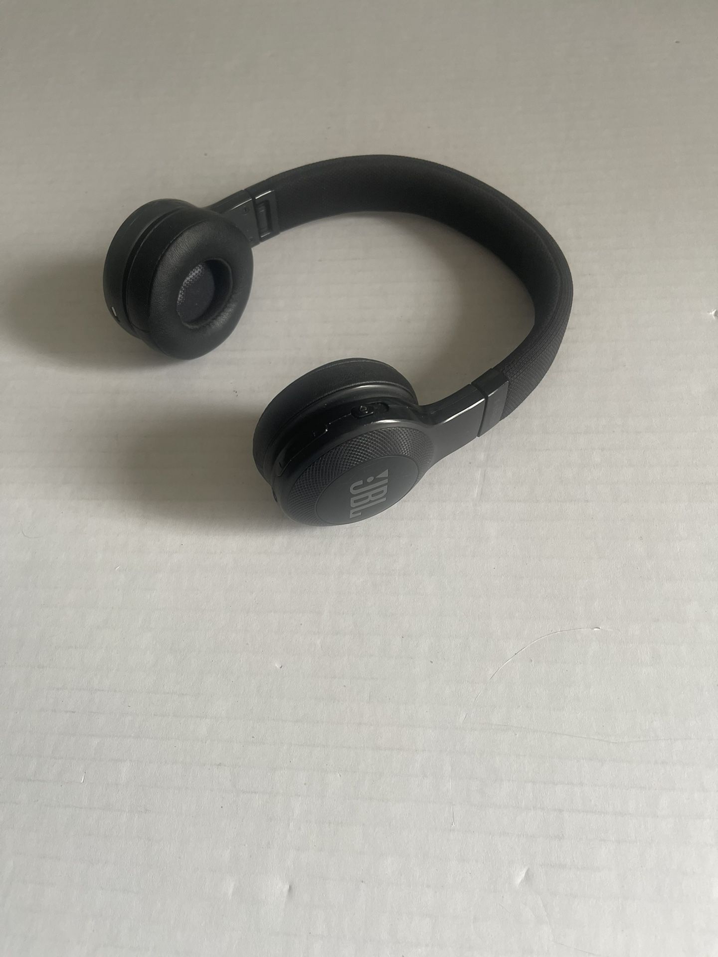JBL Wireless Bluetooth Headphones