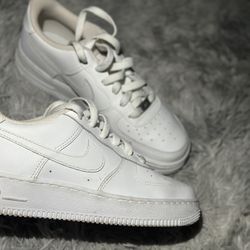 Air force 1s Nikes, All White size 6 Men’s.